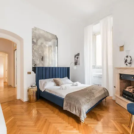 The Rent - Splendid Three-bedroom Near The Trevi Fountain * ローマ